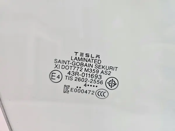 Tesla Model 3 2017 Voor Rechter Deur Ruit 1568569-00-C image 3