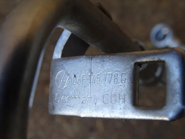 Oliepijp voor AUDI S3 8P GOLF VI R20 2.0 TSI 06F145778G image 2