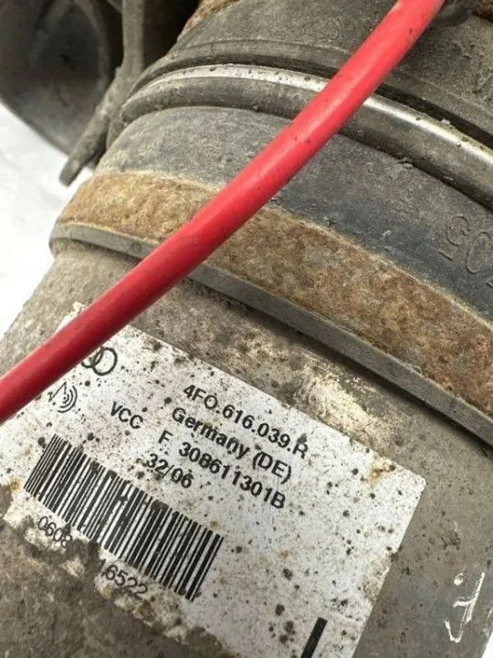 Begagnad Audi OE luftfjädring OEM 4f0616039R fram vänster image 6