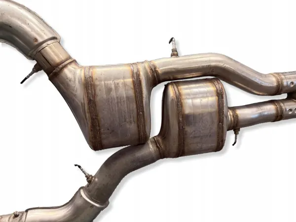 Auspuff-Schalldämpfer BMW XM OEM 18305A33F28 - Gebraucht image 6