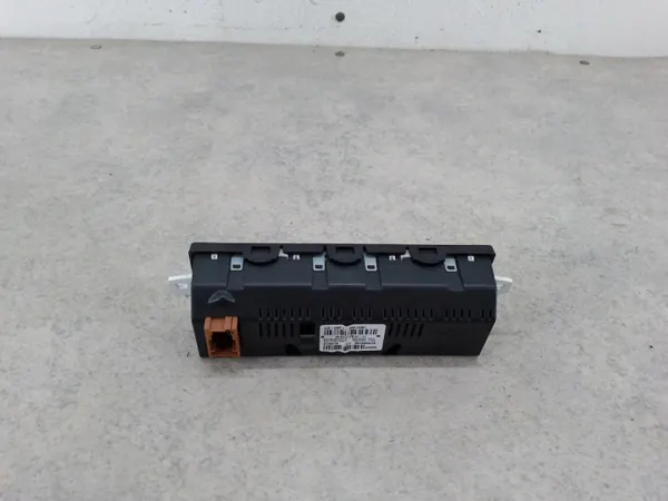 Pantalla usada OEM 98037778XT para Citroen C3 II FL image 6
