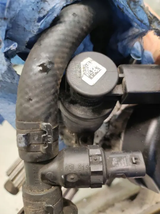 Conjunto sistema inyección 03L130277J Volkswagen OE image 5