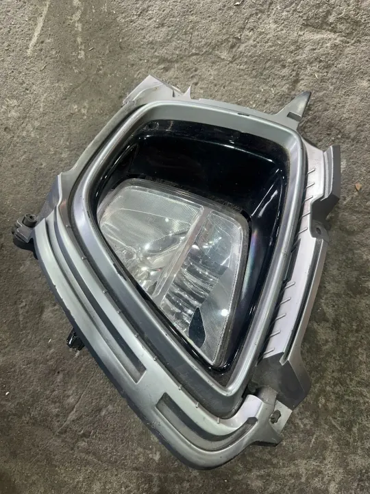 Halogenstrålkastare Vänster Fram Kia Sorento OEM 92201-C5100 image 2