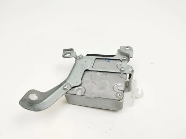 Unité de contrôle d'assistance à la direction TOYOTA image 3