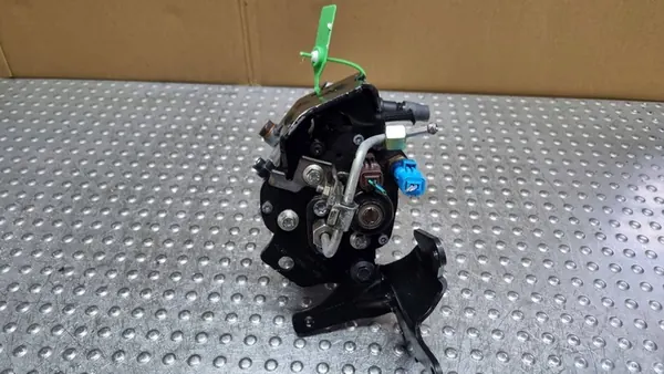 FORD FOCUS MK1 1.8 TDCI Brandstofpomp 1S4Q9B395BG image 4