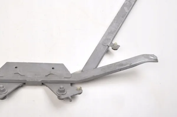 Refuerzo suspensión BMW i4 G26 OEM 7931656 - Usado image 5