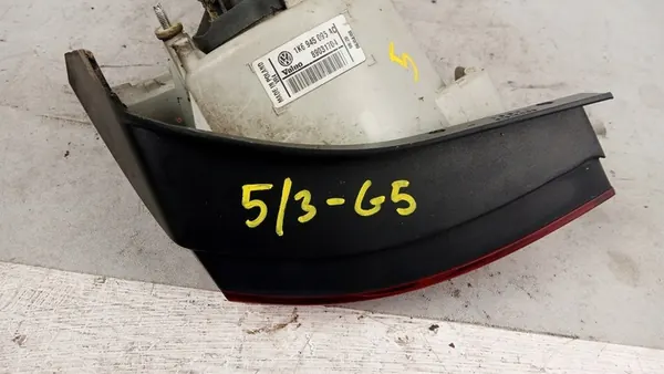 Höger baklampa VW Golf V HB image 7