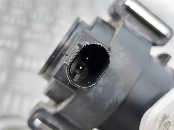 Tuyau de remplissage carburant BMW OEM 7244035 pour Série 3 image 8