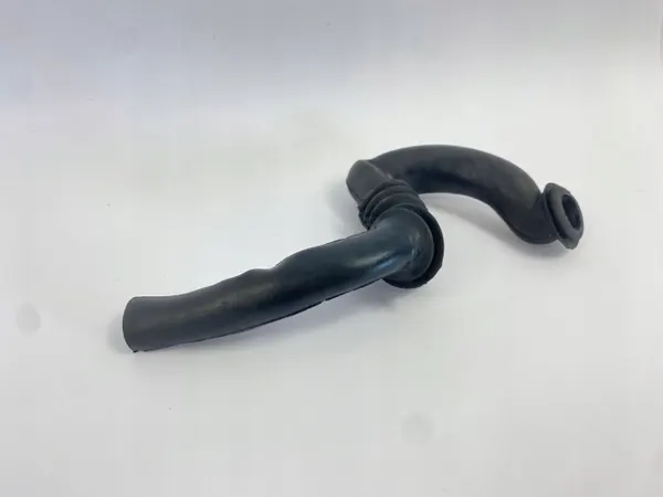 Peräluukun tiiviste oikea Mercedes W124 OEM 1248210597 image 8