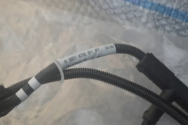 Tuyau AdBlue pour Mercedes Sprinter W907 - A9074700101 image 2