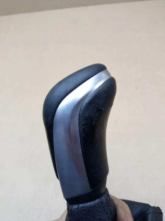 BMW X1 F48 manuell växelspak OEM image 3