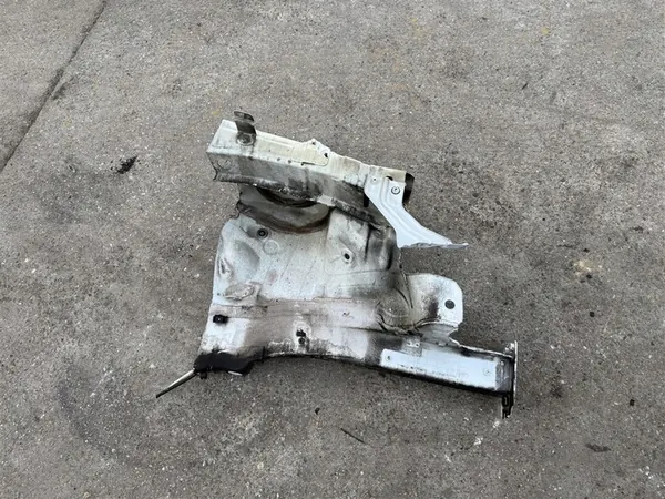 Panneau latéral avant droit Audi A1 8X 2012-2018 image 1