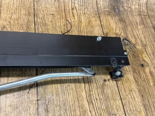 Étagère arrière Audi OE d'occasion OEM 4F5863411F image 6