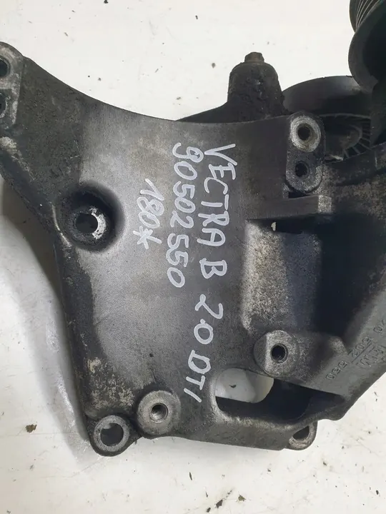 Servostuurpomp Opel Vectra B 2.0 DTI image 6