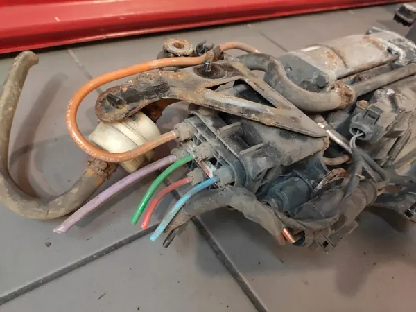 Kit Bloc Soupape Compresseur Suspension OEM 4G0131984AD image 4