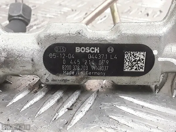 Brandstofrail RENAULT TRAFIC II 2.5L diesel 8200378703 image 3