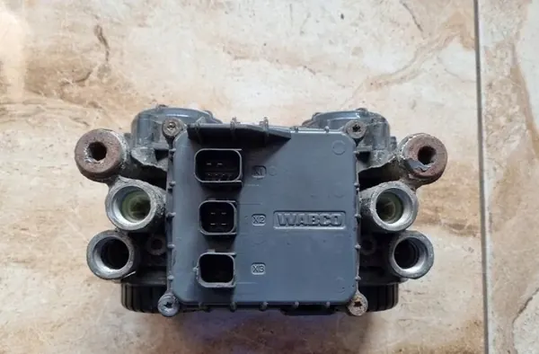 Válvula Moduladora Travão EBS Traseira OEM 1867002 DAF image 4