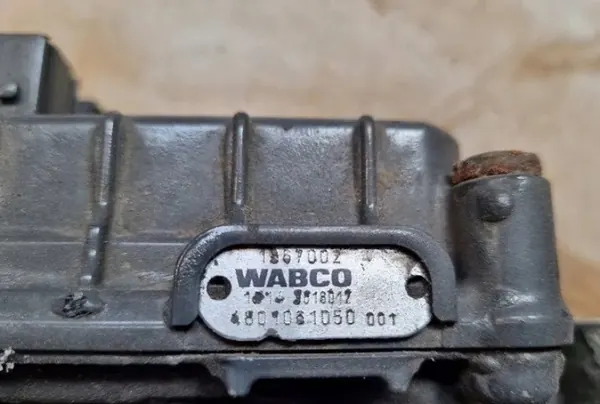 Válvula Moduladora Travão EBS Traseira OEM 1867002 DAF image 5