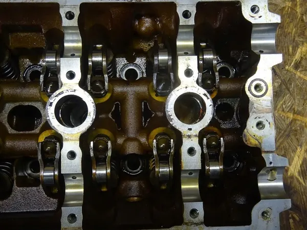 Cilinderkop GOLF V AUDI TT 8J A3 8P 2.0 TFSI 06F103285 image 7