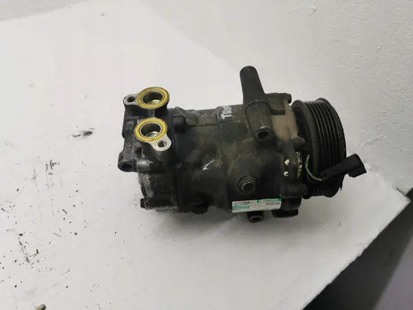Compresor de aire acondicionado Ford Transit image 2