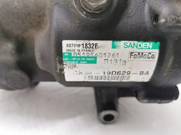 Compresor de aire acondicionado Ford Transit image 8