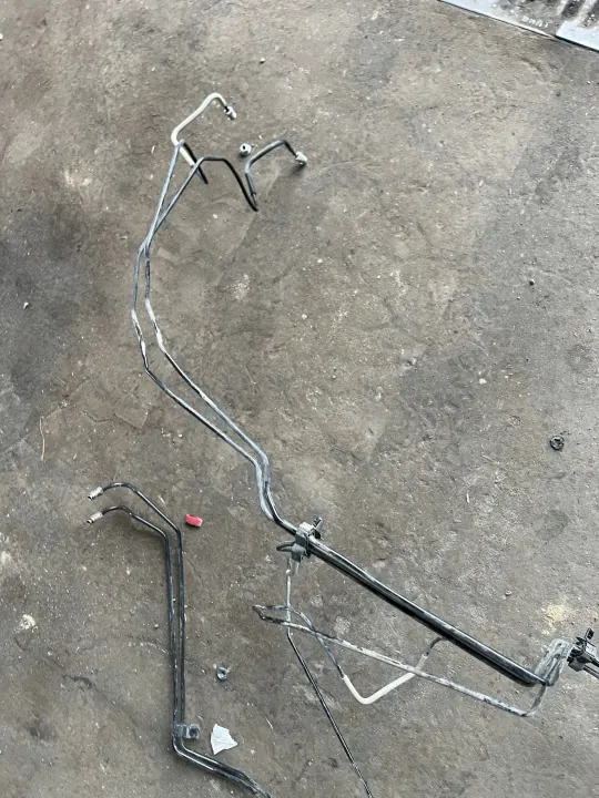 TESLA MODEL S Bremsleitungen Vorne Schottwand 16-19 image 5