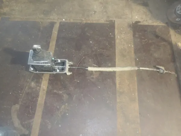 Levier de vitesse OEM 3AB713203E pour Passat B7 2.0TDI image 3