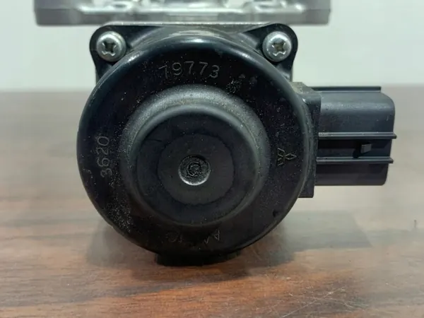 Begagnad Subaru OE EGR-ventil OEM 79773 image 5