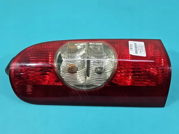 Farol trasero izquierdo Renault Master II 2 con portabombillas 03-10 OEM IMPRK1557813 image 5