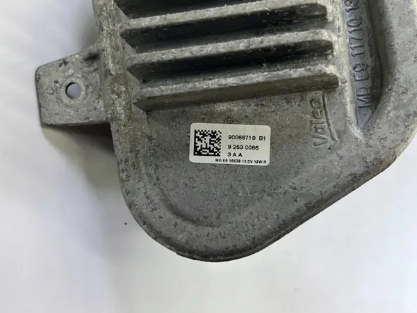 Begagnad BMW OE LED-modul höger fram 90066719 image 5
