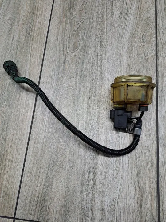Brandstofscheider afstandhouder OEM 20478262 Volvo image 2