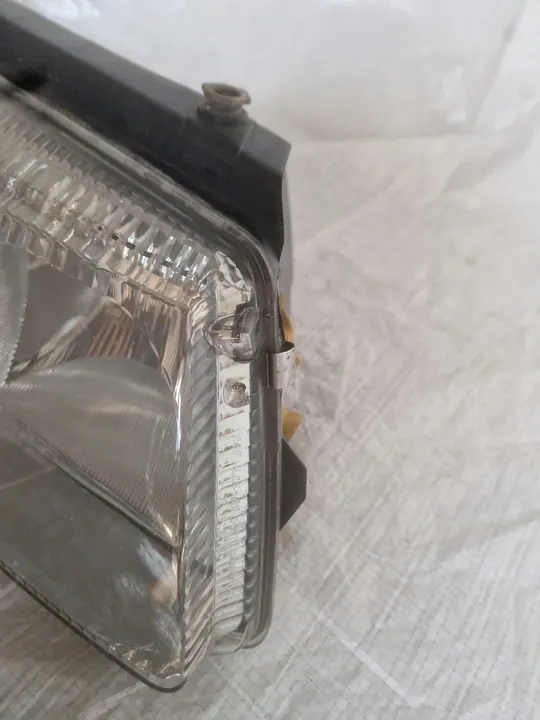 VW Passat B5 Oikea Etuvalaisin 3B0941018M image 6