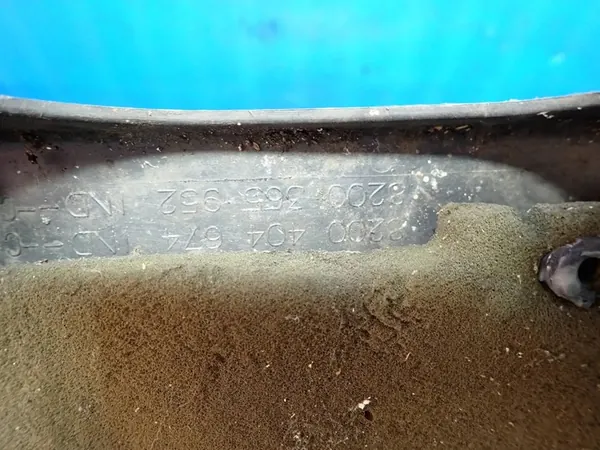 Ylämoottorikansi Scenic Megane II 1.5 DCI 8200404674 image 4