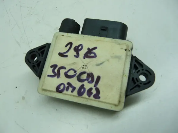 Käynnistysrele Mercedes W212 A6429007701 image 3