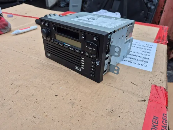 Radio OEM 96453378 pour Chevrolet Lacetti - Occasion image 3