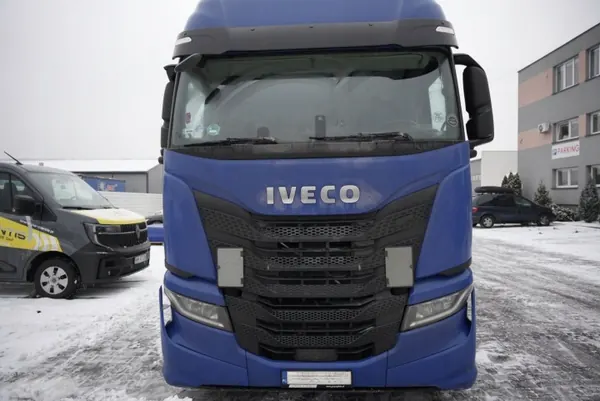 Iveco S-Way makuuhytti OEM ivecobluekabG - Käytetty image 2