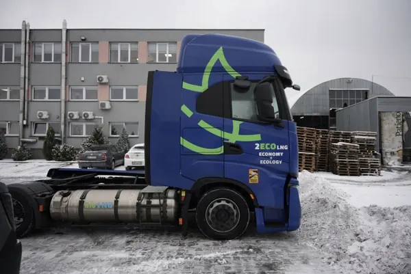 Iveco S-Way makuuhytti OEM ivecobluekabG - Käytetty image 3