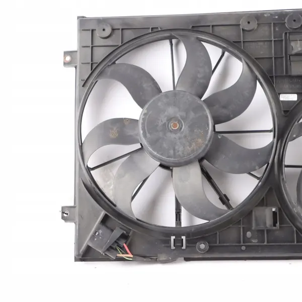 SKODA YETI 2.0 TDI Kylarrubrik Fläkt image 2