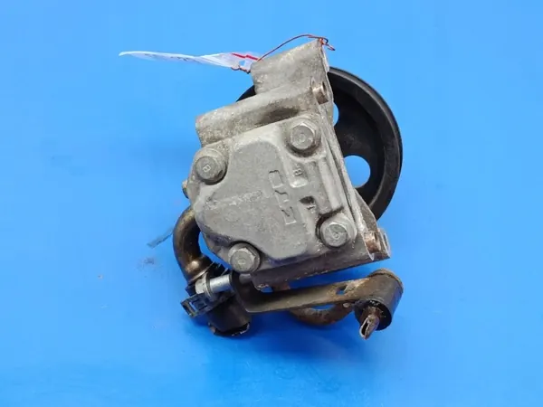 Bomba de dirección Ford Fiesta MK6 OEM 2S6C3A696GC image 3
