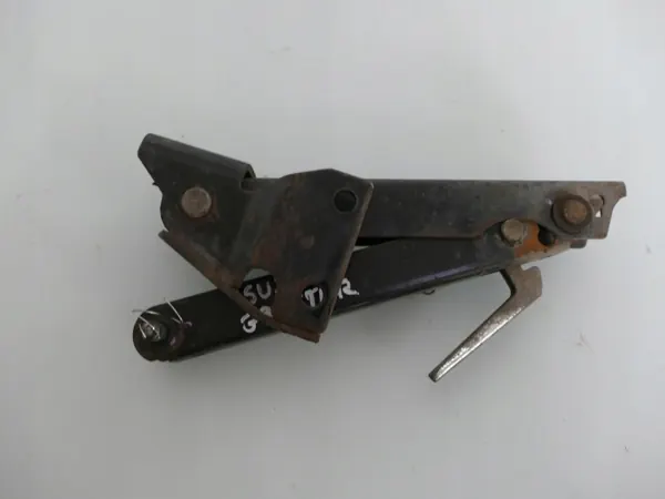Limiteur de Descente Cabine ISUZU GRAFTER N35 N75 - Pièce OEM image 3