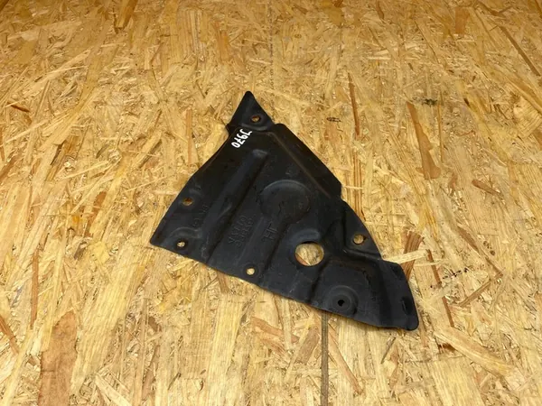 Vasemman etupyörän kaarisuojus Toyota Prius IV 53876-47110 image 2