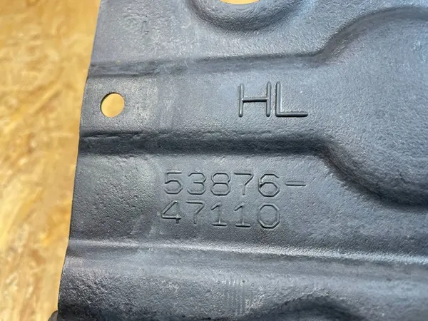 Vasemman etupyörän kaarisuojus Toyota Prius IV 53876-47110 image 9