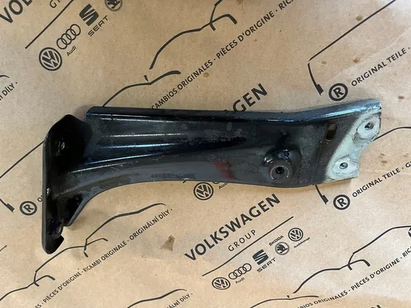 Skärmmontering Octavia III Lift 17-20 OEM image 2