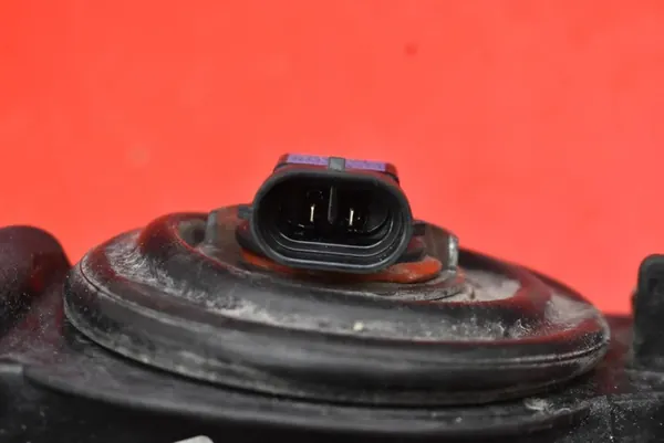 Farol Dianteiro Direito Lancia Delta 2008-2014 51775551 image 8