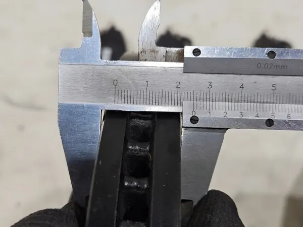 Toyota OE Jarrulevyt & Palat Etu OEM image 6