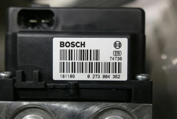 ABS Pumpun Ohjain Bosch 5.3 Audi A4, A3 | OEM 0265218604000 image 5