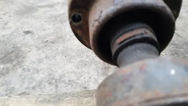 AUDI A8 D2 4.2 Drivaxel 4d0521101m image 7