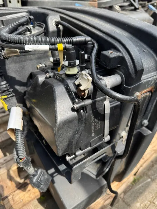 Módulo bomba AdBlue usado OEM 0444042251 para Iveco image 3