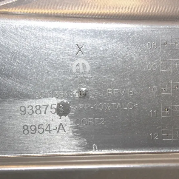 Parabrisas Dodge Caravan usado OEM 05113548AC image 9