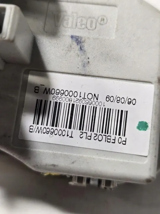 BMW Puhallinvastus OEM T1000660W - Käytetty image 3